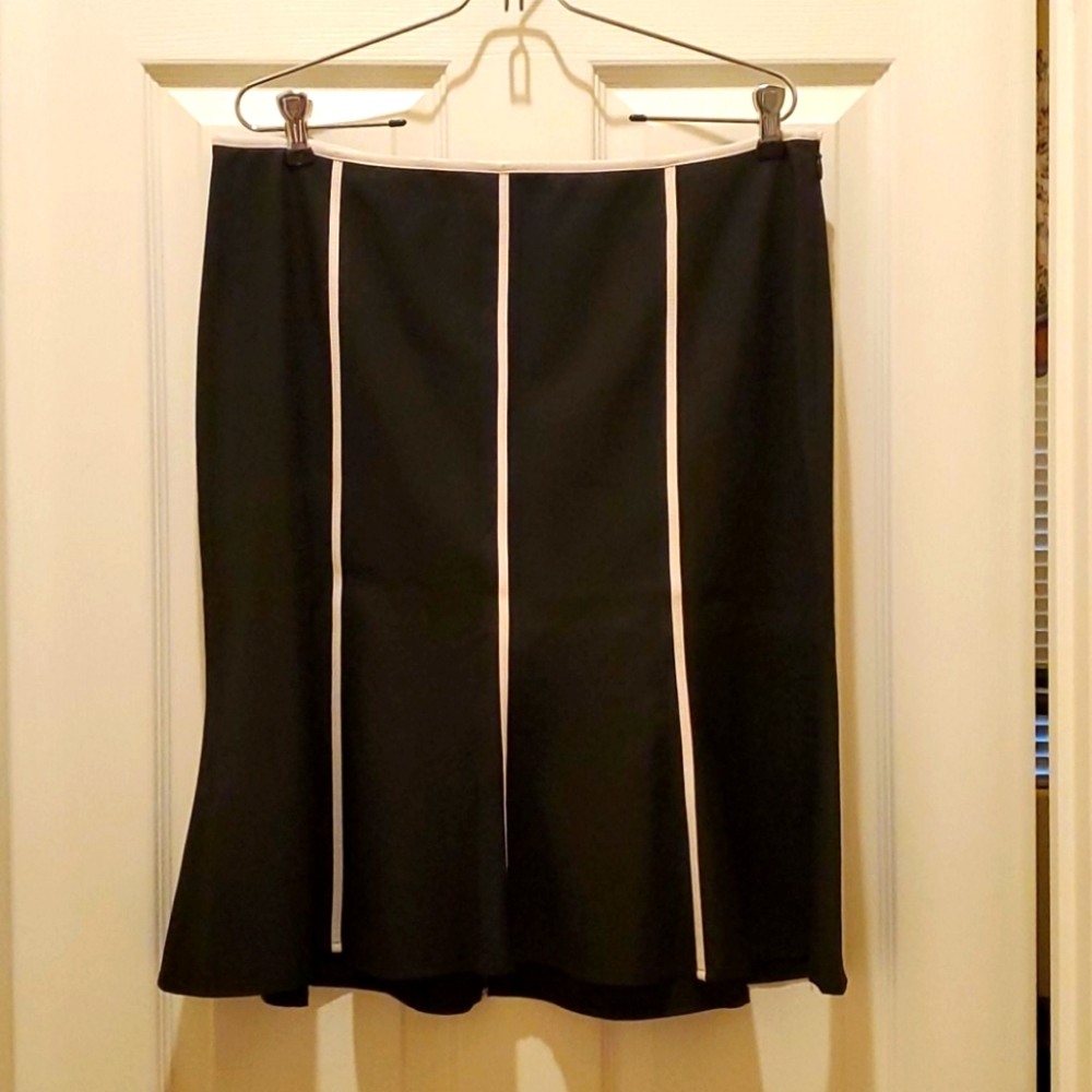 The Limited Stretch Fit & Flare Skirt